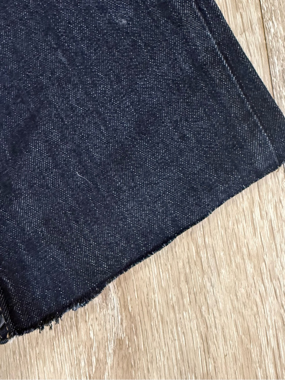 Michael Kors Men's Indigo Straight-Leg Jeans - Picture 4 of 6